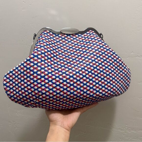 Original design! Unique Handmade Woven Lambskin Custom Metal Frame Boho Handbag - Picture 9 of 16